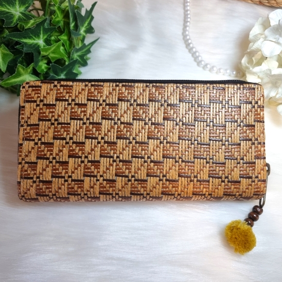 handmade Accessories - Eco woven Rattan Handmade Mix Geometric Long Women Wallet (Natural Rattan)